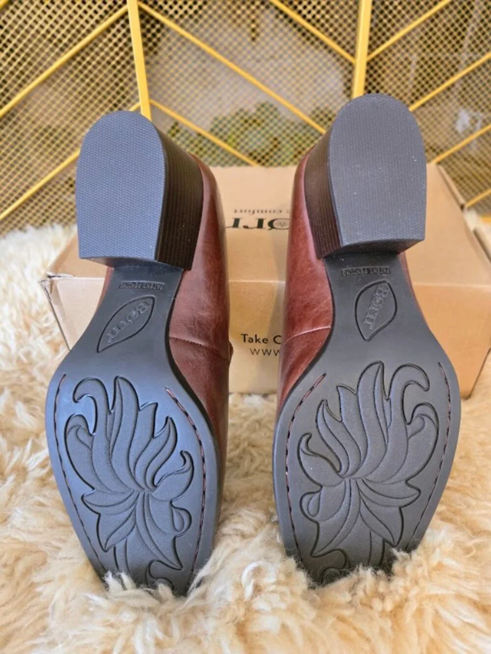 Born Kiki Brown Leather Mary Jane Block Heel Pumps Size 10, NIB